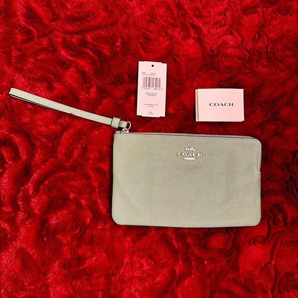 Coach Mint Green Wristlet - Picture 4 of 7